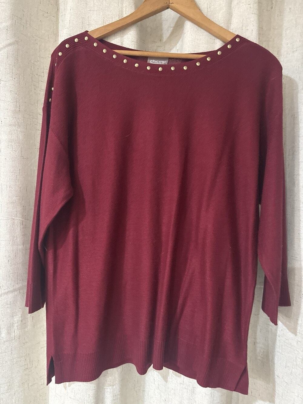 Chico's Burgundy Gold Studded Sleeve Pullover Sweater Size 1 Soft Lightweight